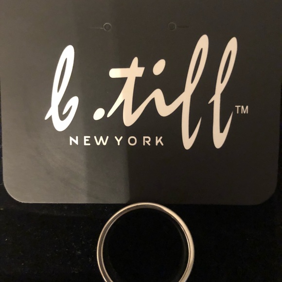 B TIFF STAINLESS STEEL & SWAROVSKI ZZ RING - Picture 4 of 4